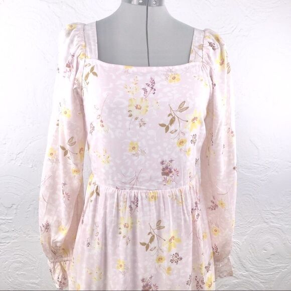 Art Class Pastel Pink Floral Dress-cut Out Back - Picture 2 of 16